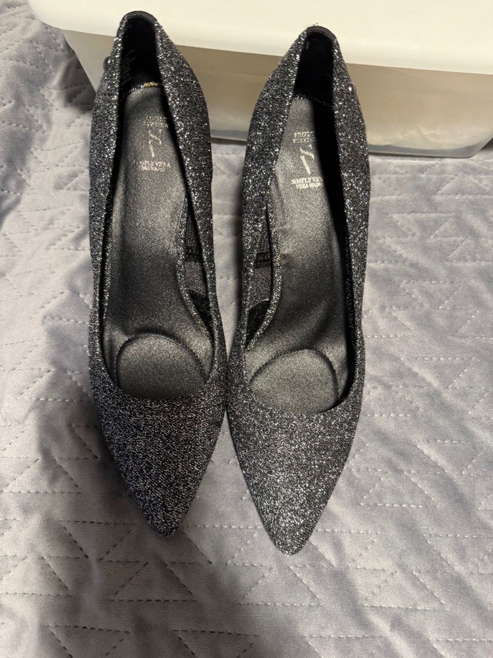 Simply Vera Vera Wang Black Silver Glitter Pointed Toe Pumps Women's Size 8